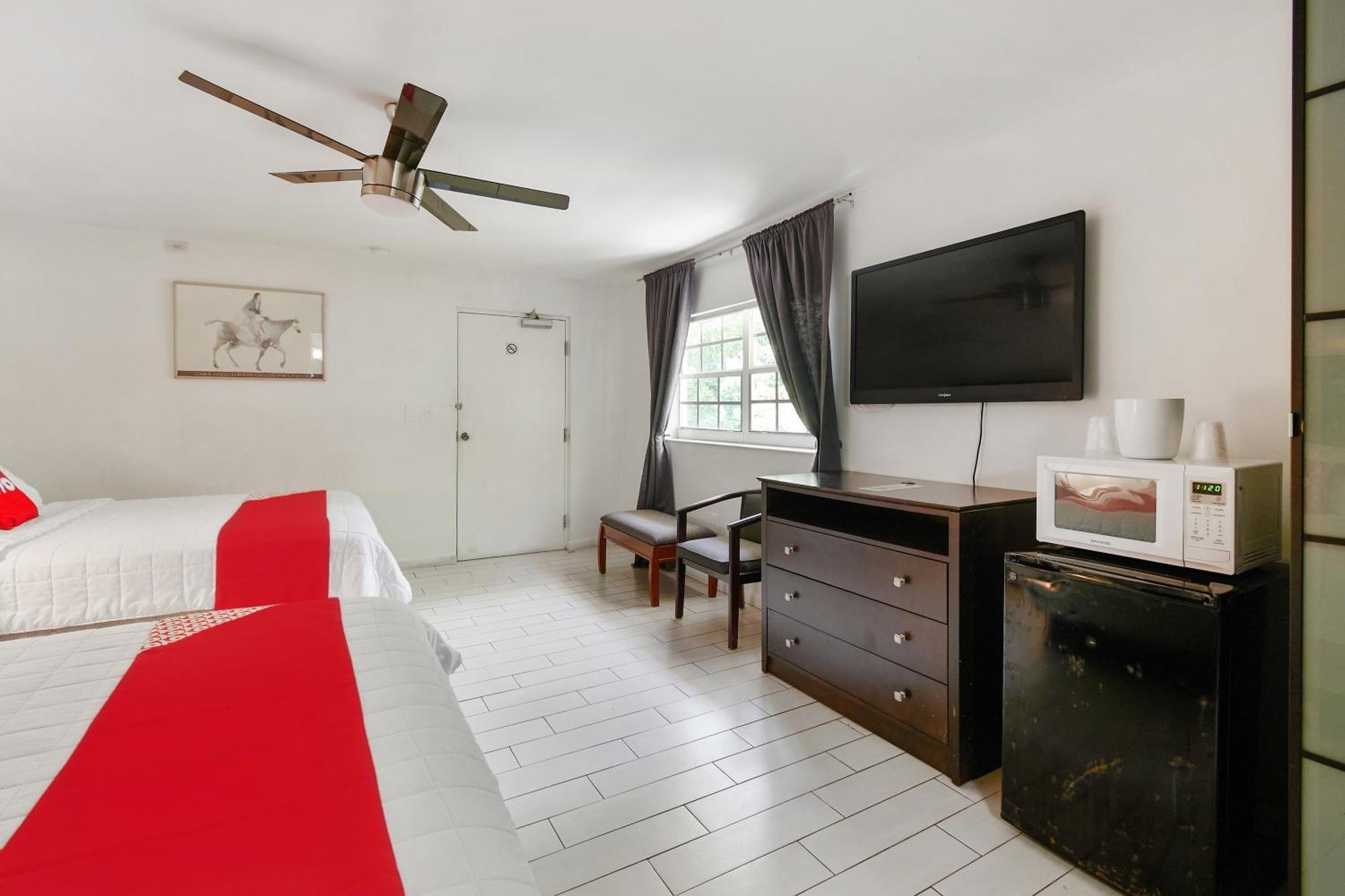 Oyo Hotel Coral Gables - Miami Airport Kültér fotó