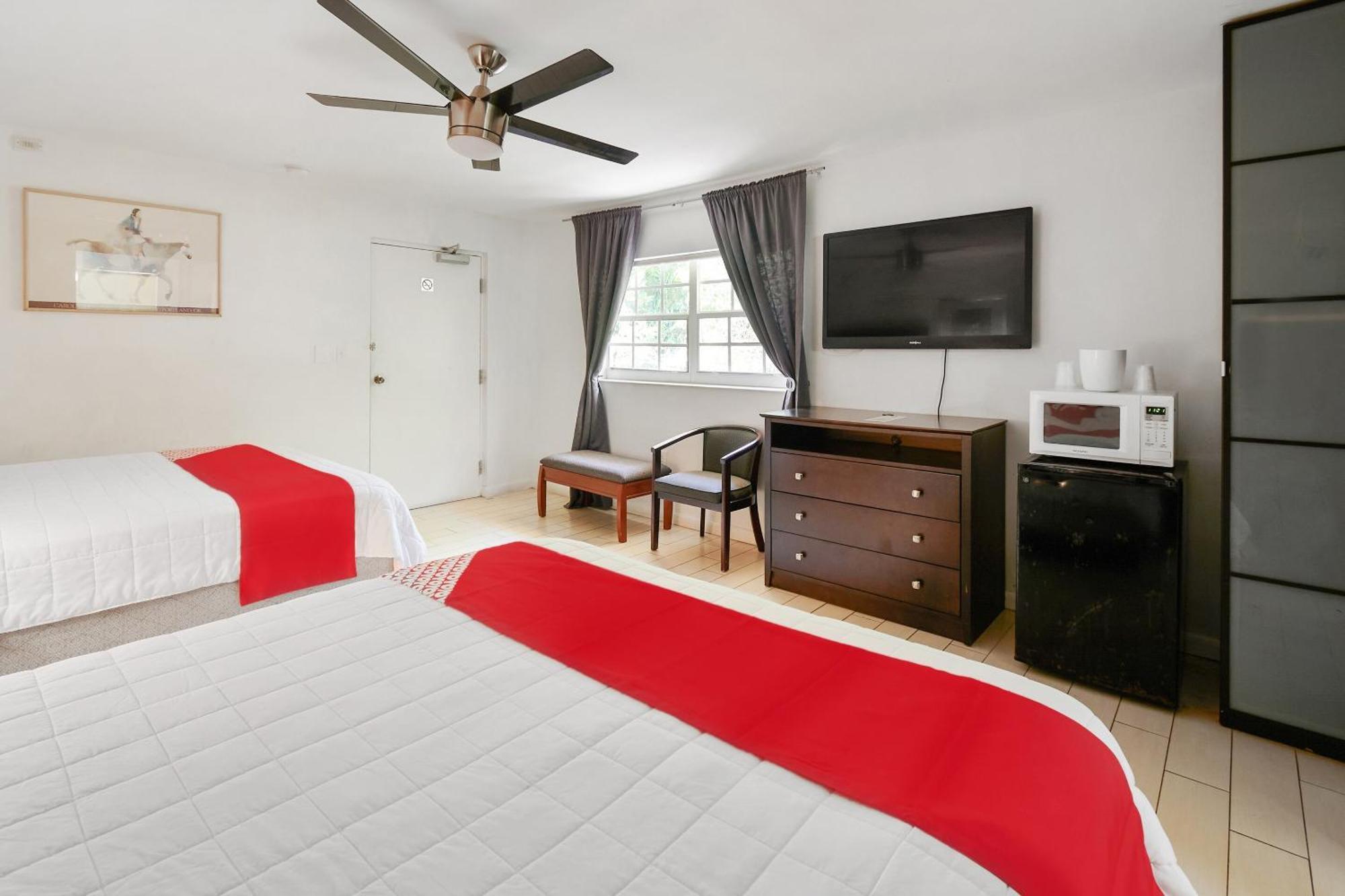 Oyo Hotel Coral Gables - Miami Airport Kültér fotó